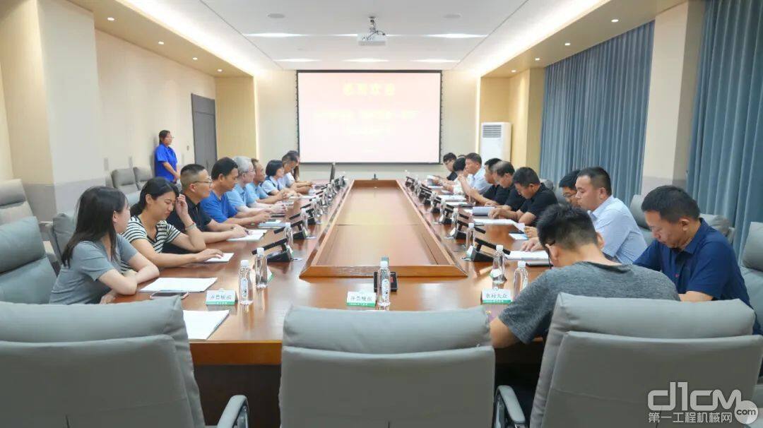 IM体育官方，央媒＆省银协走进萨丁：探索高质量发展新模式